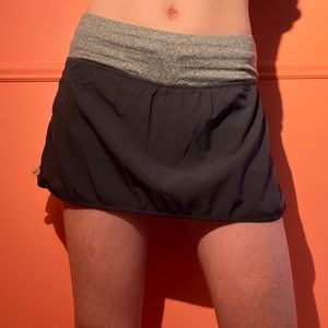Tennis skirt/skort 🎾🎾🎾 EUC barely worn